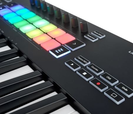 MIDI-клавиатура Novation Launchkey 37 MK3