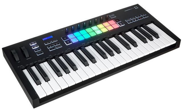 MIDI-клавиатура Novation Launchkey 37 MK3