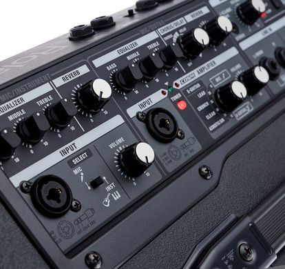 Комбоусилитель Roland CUBE Street EX