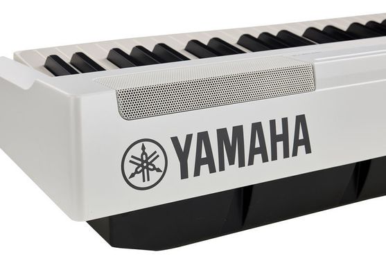 Цифровое пианино Yamaha P-121 WH, Белый