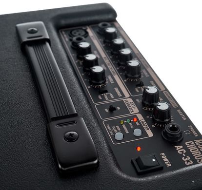 Комбоусилитель Roland AC-33