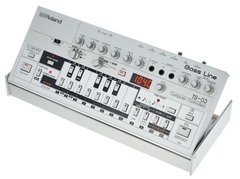 Аналоговый синтезатор Roland TB-03