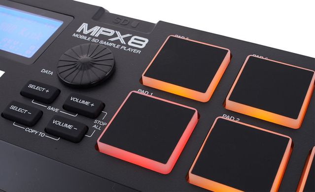 MIDI-контроллер AKAI MPX8